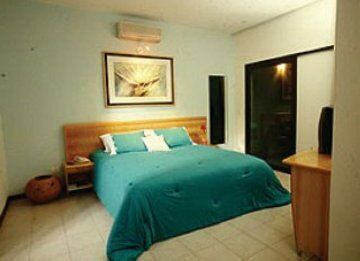 Wetiga 4*